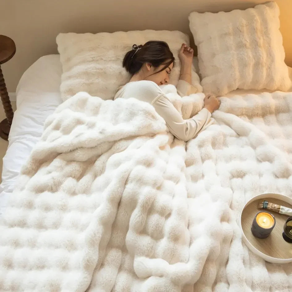 Toscana Fake Rabbit Fur Blanket with Double-Sided Fleece