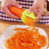 Multifunctional Manual Spiral Shredder and Peeler - Kitchen Tool for Vegetables and Fruits - Green