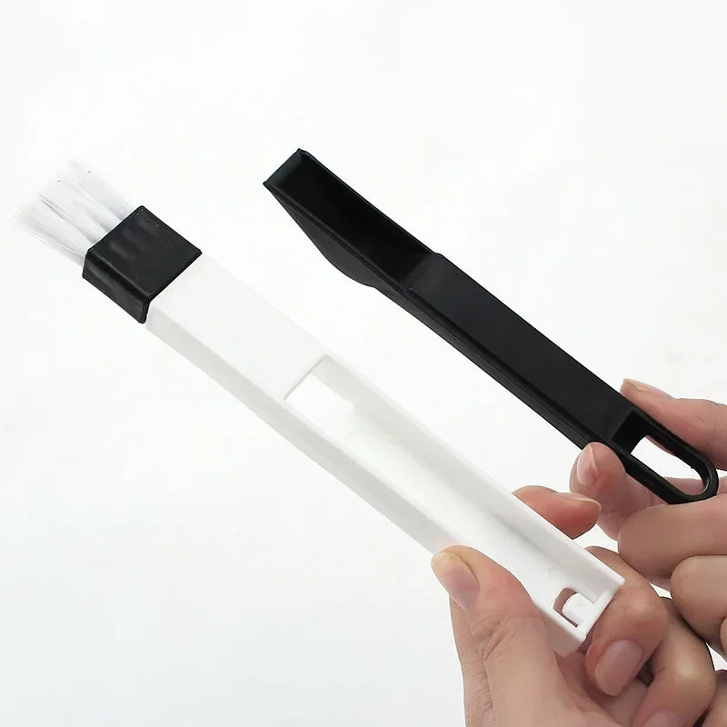 Beech Window Cleaning Brush for Blinds and More