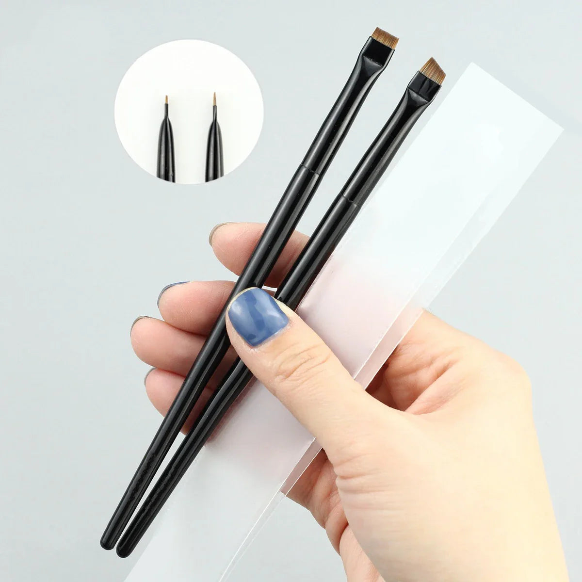 LOYBJ Blade Makeup Brushes for Precision Beauty
