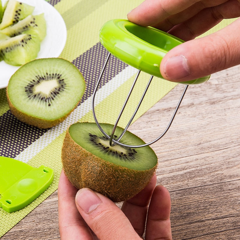 Kiwi Cutter - Kiwi Corer