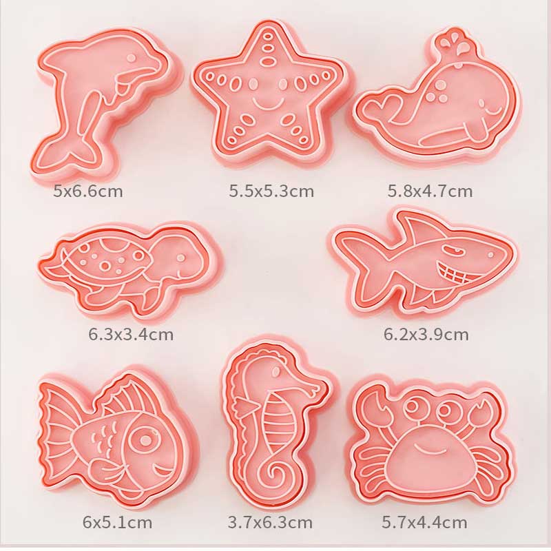 8-Piece Cookie Cutters Set - 3D Animal Dinosaur Shapes for Biscuit Pastry and Cookies