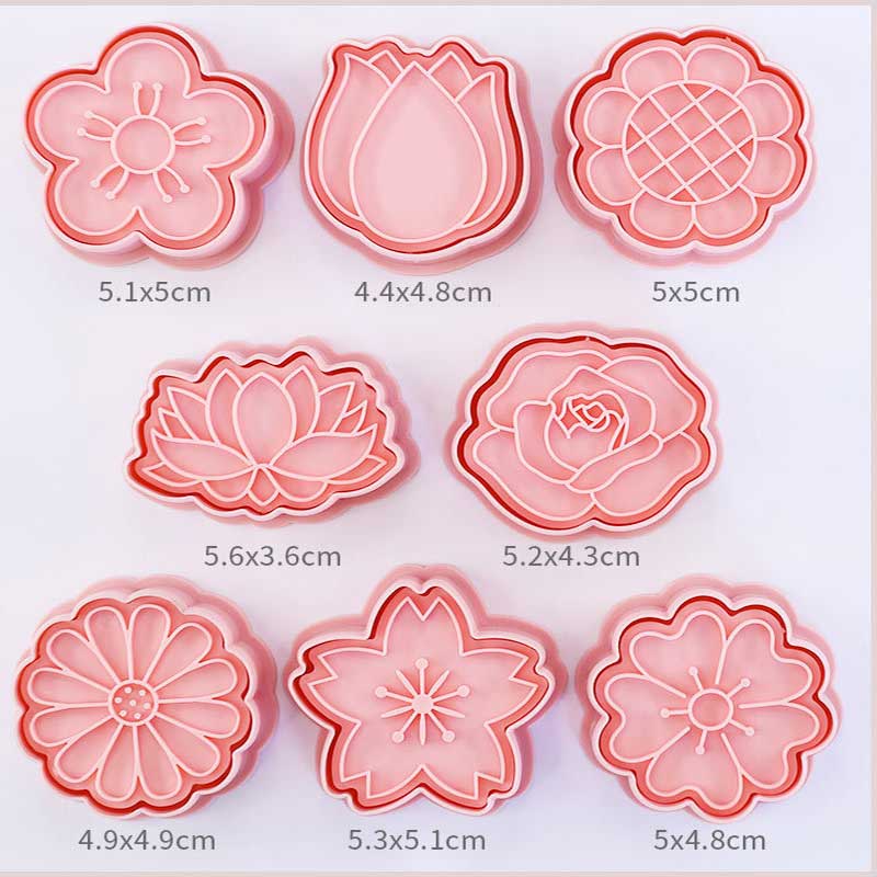 8-Piece Cookie Cutters Set - 3D Animal Dinosaur Shapes for Biscuit Pastry and Cookies