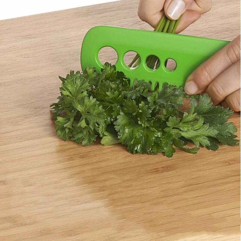 Multifunctional Kitchen Tool: Vegetable Peeler and Leaf Comb