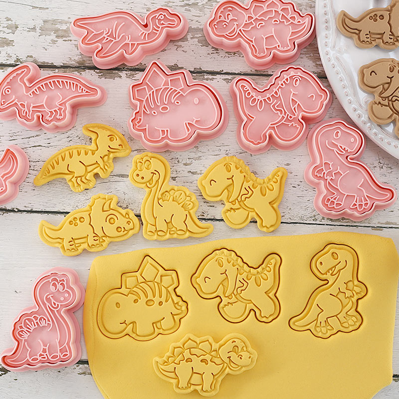 8-Piece Cookie Cutters Set - 3D Animal Dinosaur Shapes for Biscuit Pastry and Cookies